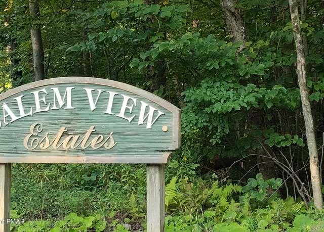 Property at 22 Salem View Dr, Waymart, PA 18472