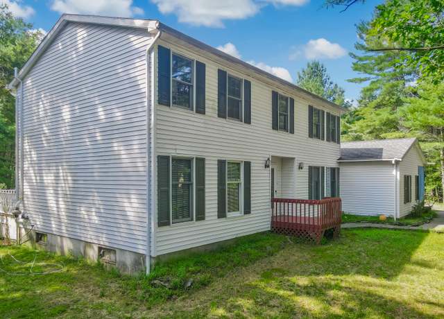 Property at 1219 Sherwood Forest Road Rd, Stroudsburg, PA 18360, 3 beds, 2.5 baths