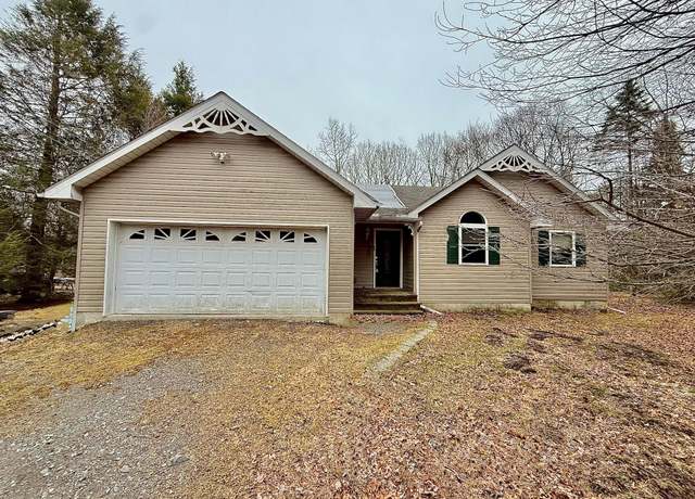 Property at 130 Piney Woods Dr, Jim Thorpe, PA 18229, 3 beds, 2.5 baths