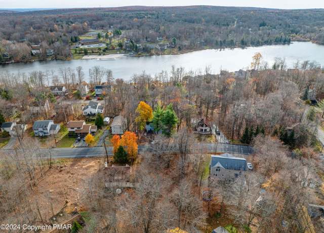 Property at 466 Country Place Dr, Tobyhanna, PA 18466