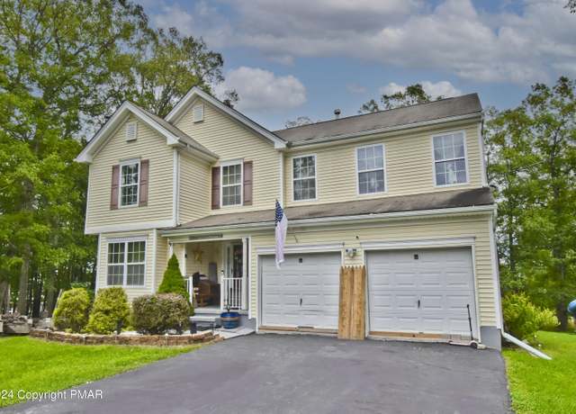 Property at 219 Kensington Dr, Bushkill, PA 18324, 4 beds, 2.5 baths
