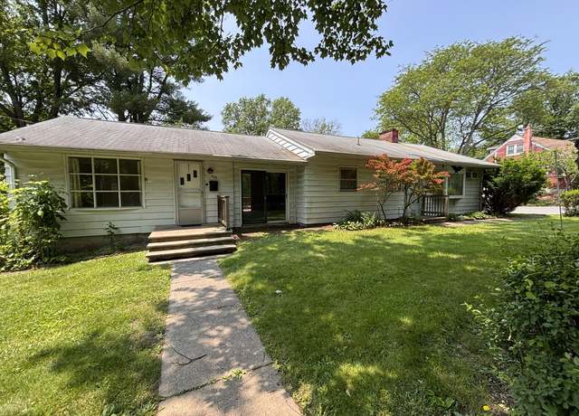 Property at 443 N 8th St, Stroudsburg, PA 18360