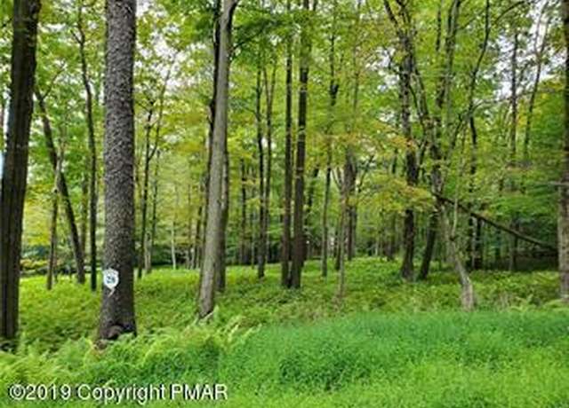 Property at 28 Oak Leaf Ln, Pocono Lake, PA 18347