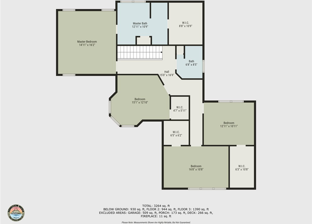 Property at 3211 Lake View Dr, Henryville, PA 18332, 4 beds, 2.5 baths