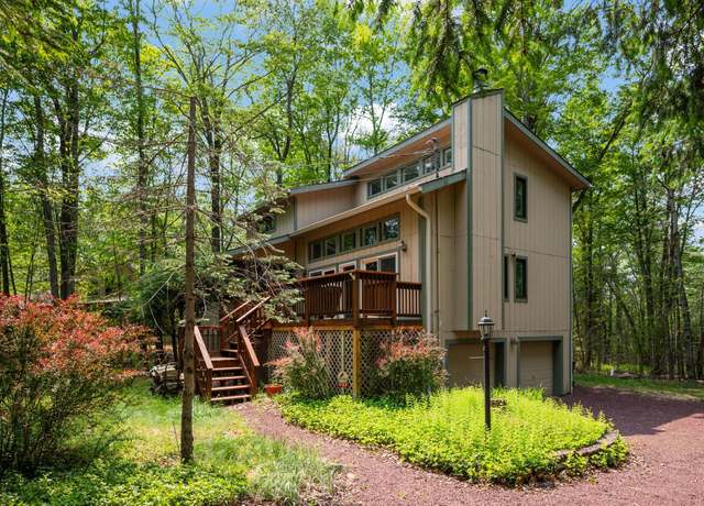 Property at 4169 Hemlock Trl, Pocono Pines, PA 18350, 3 beds, 2.5 baths