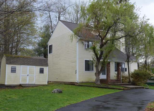Property at 6372 Baltic Ave, Tobyhanna, PA 18466, 3 beds, 2 baths