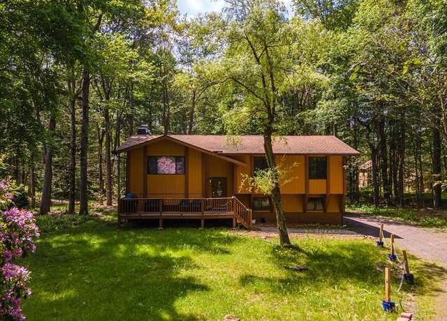 Property at 297 Route 423, Pocono Pines, PA 18350, 4 beds, 2 baths