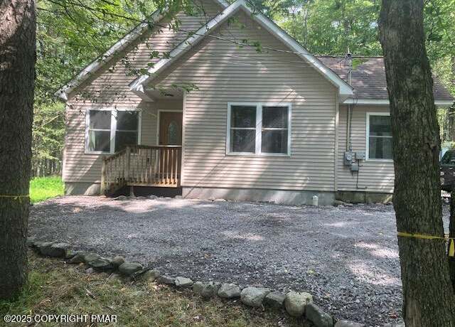 Property at 117 Paxinos Dr, Pocono Lake, PA 18347, 3 beds, 2 baths