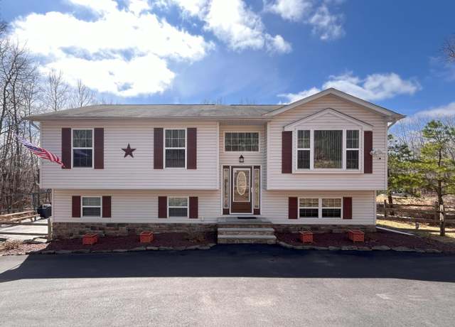 Property at 8 Iowa Rd, Albrightsville, PA 18210, 4 beds, 3 baths