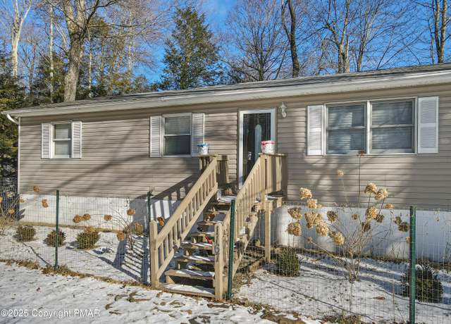 Property at 1167 Trapper Ln, Pocono Summit, PA 18346, 3 beds, 1.5 baths