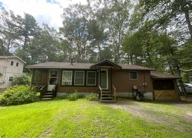 Property at 107 Cottonwood Ln, Dingmans Ferry, PA 18328, 2 beds, 1 bath