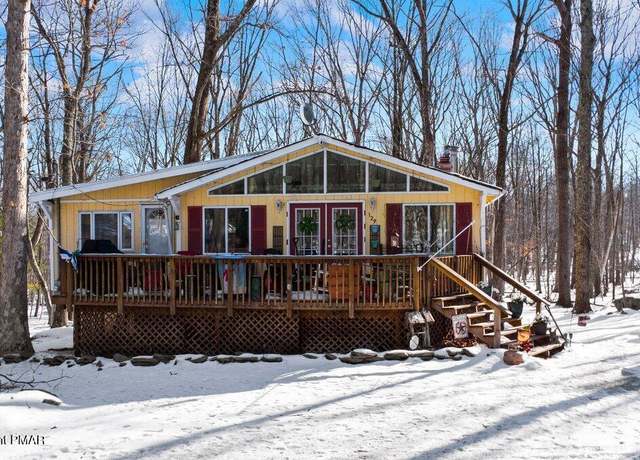 Property at 129 Buck Run Dr, Milford, PA 18337, 2 beds, 1 bath