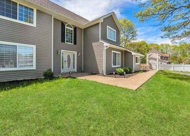 Property at 3305 Mountain Terrace Dr, Blakeslee, PA 18610, 4 beds, 2.5 baths
