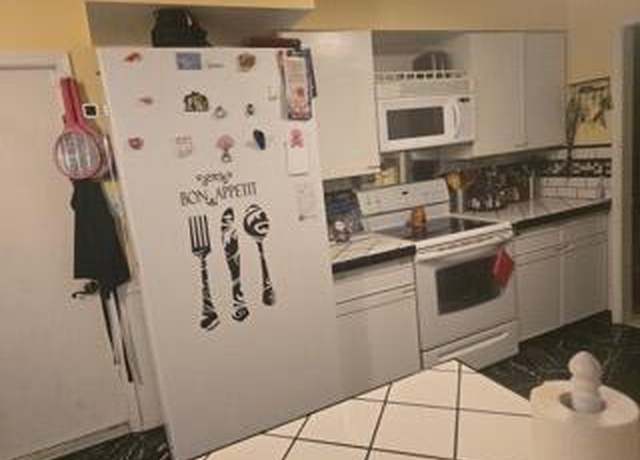 Property at 3209 Evergreen Cir, Tobyhanna, PA 18466, 3 beds, 2.5 baths