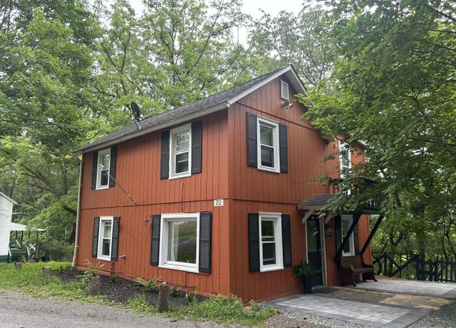Property at 22 Quay Ave, Mount Pocono, PA 18344, 3 beds, 1 bath