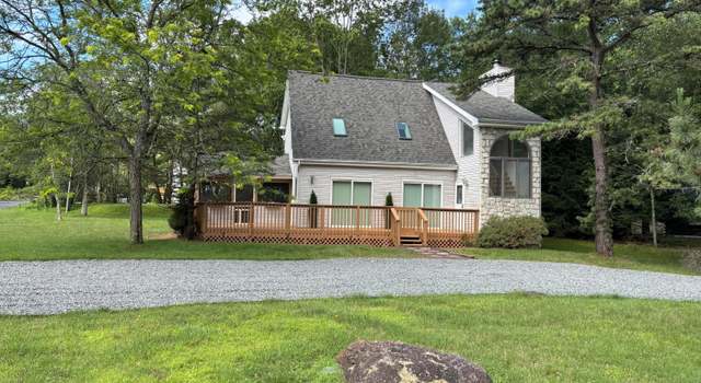 Photo of 388 Towamensing Trl, Albrightsville, PA 18210