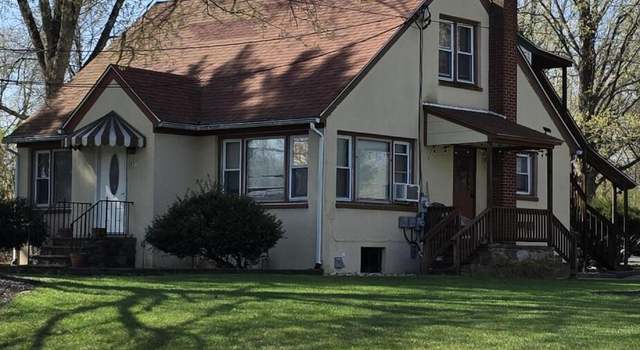 Photo of 1921 N 5th St, Stroudsburg, PA 18360