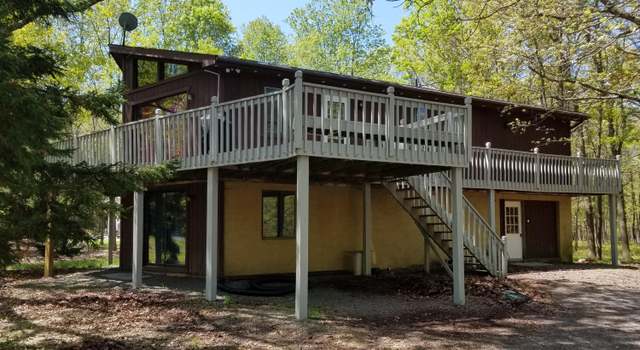 Photo of 215 Penn Forest Trl, Albrightsville, PA 18210