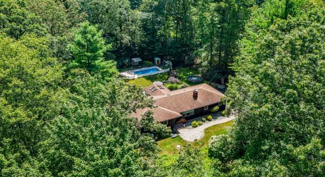 Photo of 2413 Forest Dr, Saylorsburg, PA 18353
