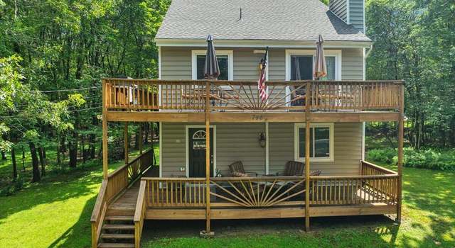 Photo of 748 Towamensing Trl, Albrightsville, PA 18210