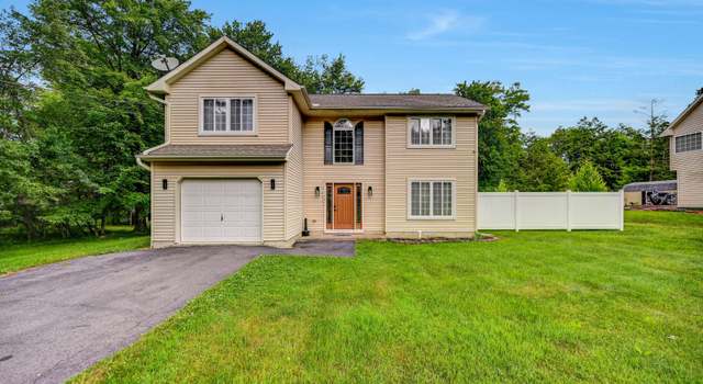 Photo of 130 Cranberry Dr, Blakeslee, PA 18610