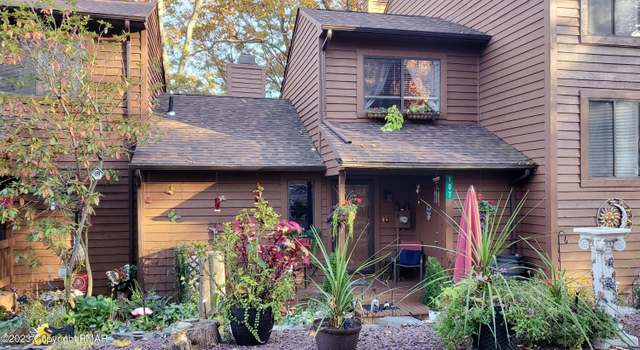Photo of 107 Woods Ln, Bushkill, PA 18324