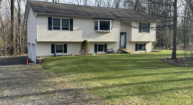 Photo of 8741 W Nottingham Dr, Kunkletown, PA 18058