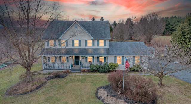 Photo of 112 Rolling Meadows Rd, Saylorsburg, PA 18353