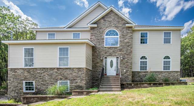Photo of 1622 N Rocky Mountain Dr Dr, Effort, PA 18330