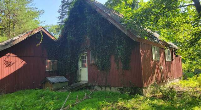 Photo of 108 Stag Ct, Bushkill, PA 18324