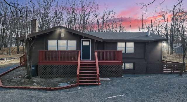 Photo of 2161 Bushkill Cir, Bushkill, PA 18324