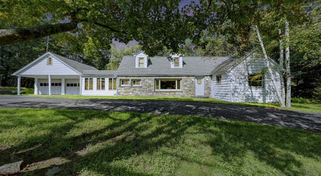 Photo of 716 White Oak Rd, Cresco, PA 18326