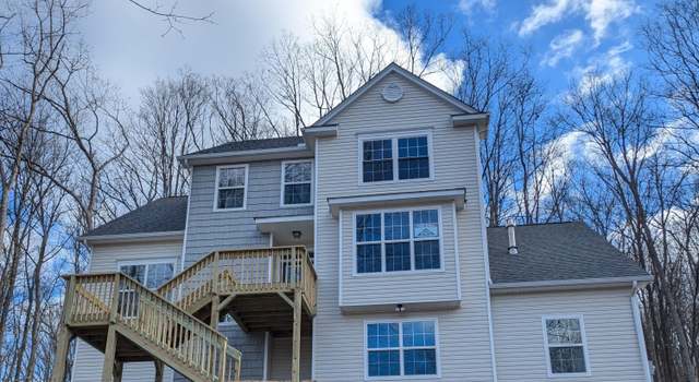 Photo of 1001 Jefferson Dr, East Stroudsburg, PA 18301