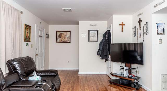 Photo of 67 A&B W Broad St, East Stroudsburg, PA 18301
