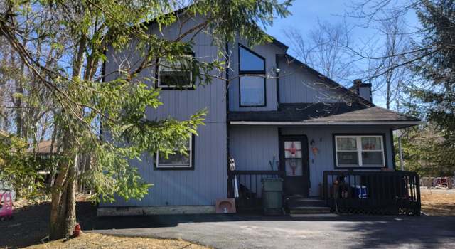 Photo of 6319 Ventnor Dr, Tobyhanna, PA 18466