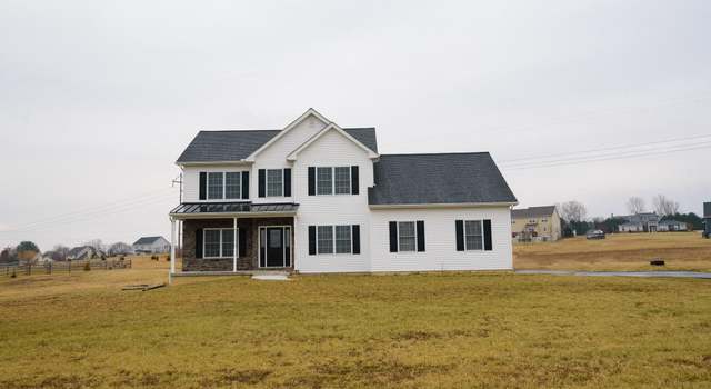 Photo of 1330 Colony Ln, Pen Argyl, PA 18072
