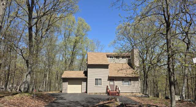 Photo of 175 Mockingbird Ct, Bushkill, PA 18324