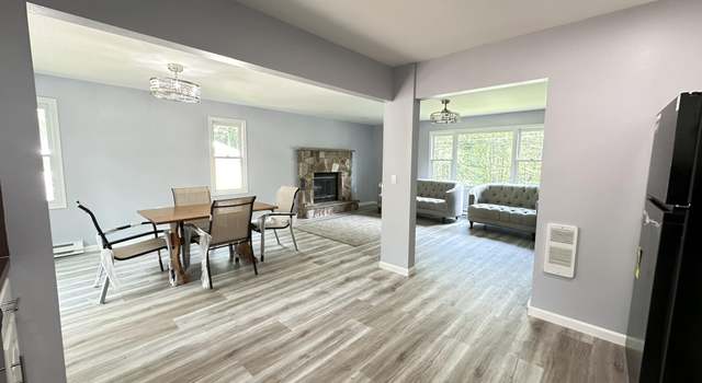 Photo of 8235 Natures Dr, Tobyhanna, PA 18466