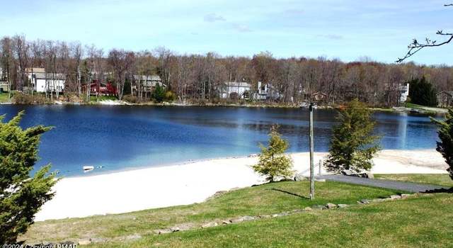 Photo of 8235 Natures Dr, Tobyhanna, PA 18466