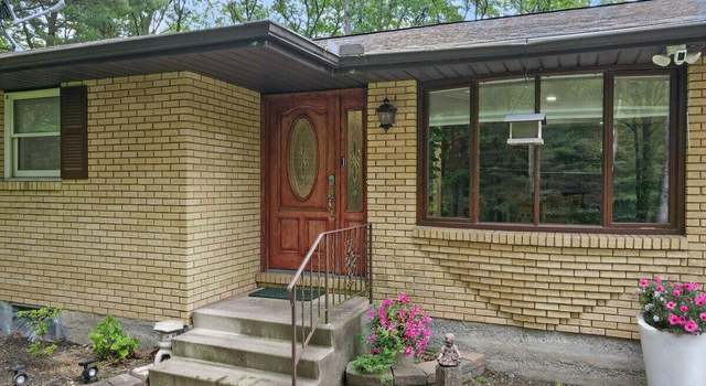 Photo of 3106 Janet St, East Stroudsburg, PA 18301