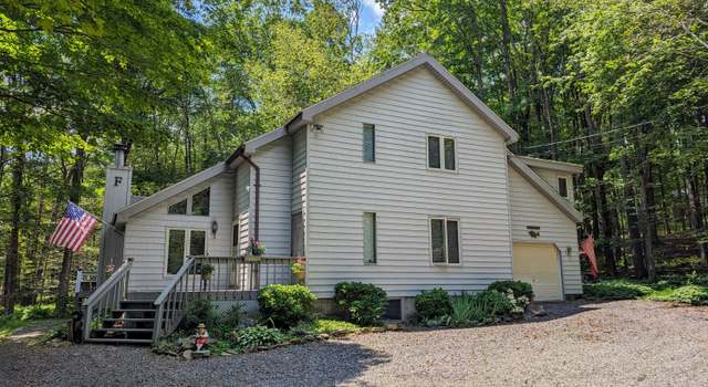 Photo of 9 Sheffick Dr, Gouldsboro, PA 18424