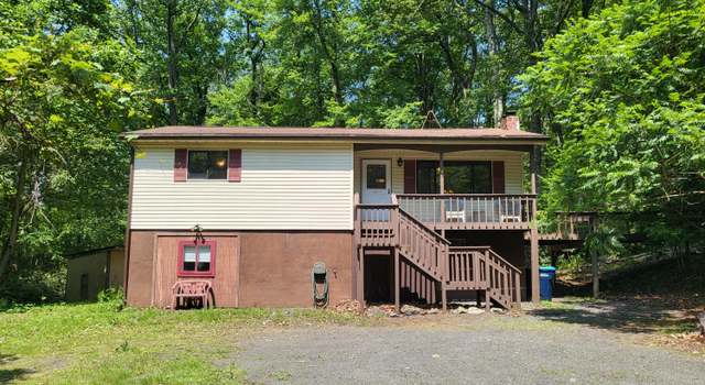 Photo of 2153 Gravel Rd, Canadensis, PA 18325