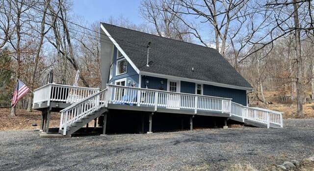 Photo of 298 Manchester Dr, Bushkill, PA 18324