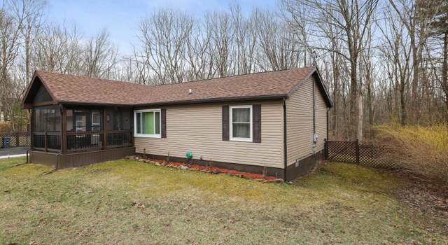 Photo of 340 Carnation Rd, East Stroudsburg, PA 18302