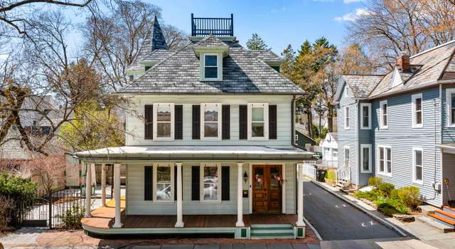 Photo of 305 N 7th St, Stroudsburg, PA 18360