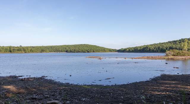 Photo of 5 Midlake Dr, Lake Harmony, PA 18624