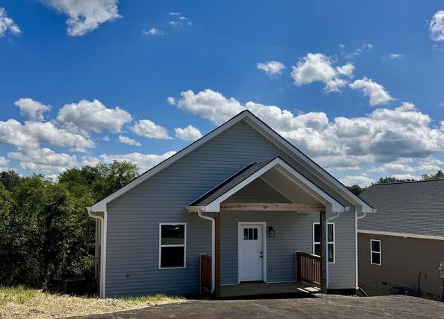 Property at 2709 Knoll Run Ct, Sevierville, TN 37876, 3 beds, 2 baths