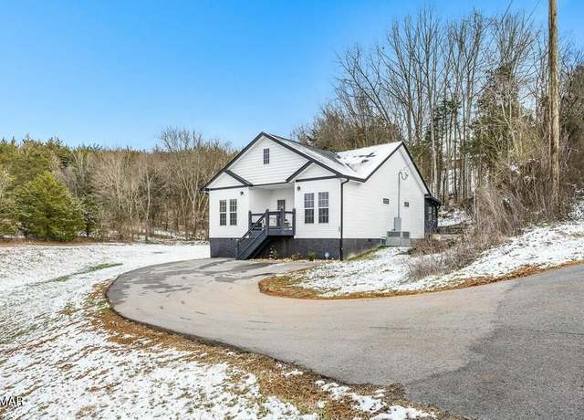 Property at 813 Knob Creek Blvd, Seymour, TN 37865, 2 beds, 2 baths