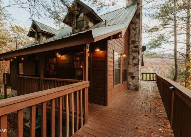 Property at 1730 Red Fox Ridge Way, Sevierville, TN 37862, 2 beds, 2.5 baths
