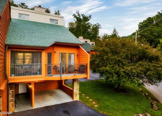 Property at 403 Baskins Creek Rd. Rd #203, Gatlinburg, TN 37738, 3 beds, 3 baths